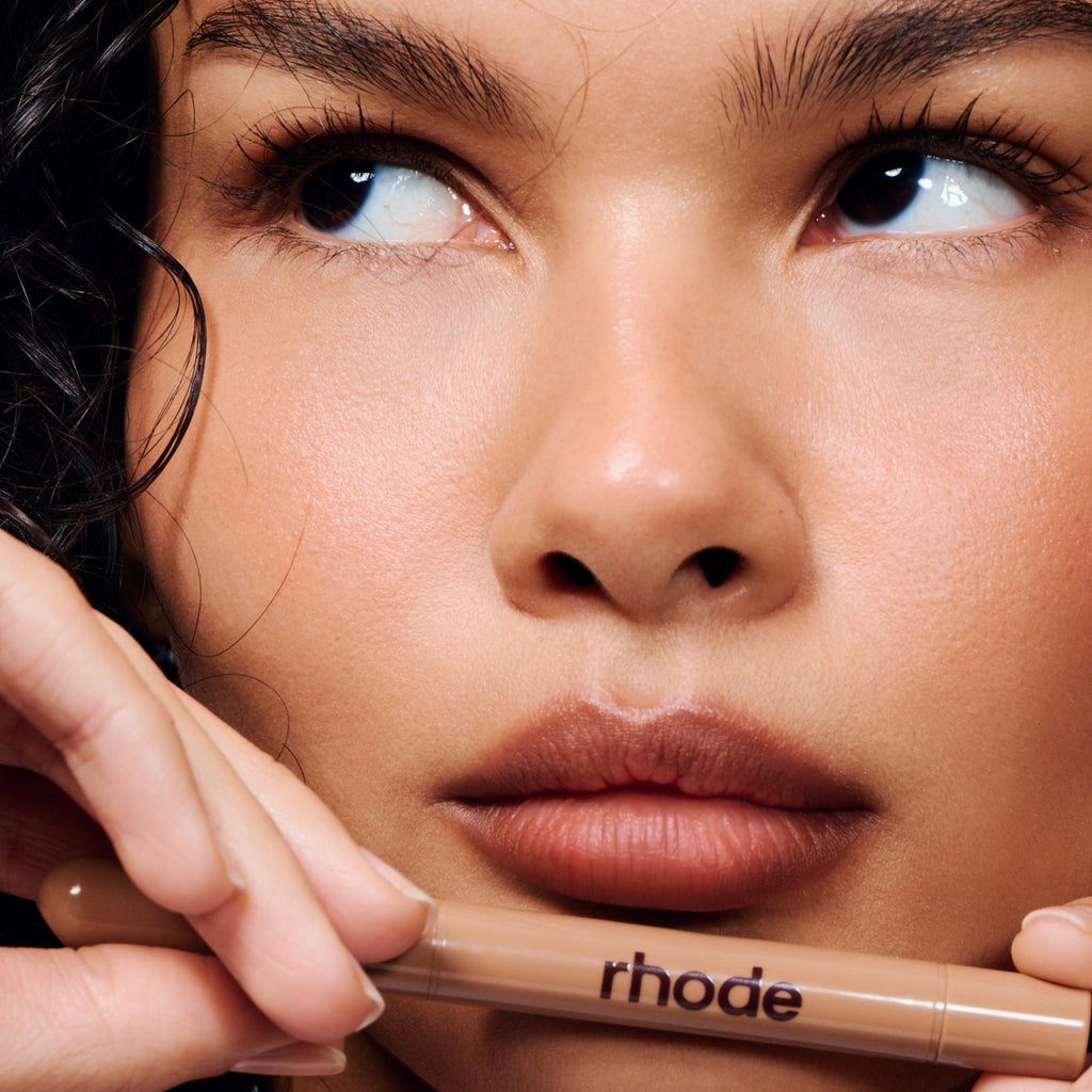 Rhode peptide lip shape 'lean -  warm medium brown'