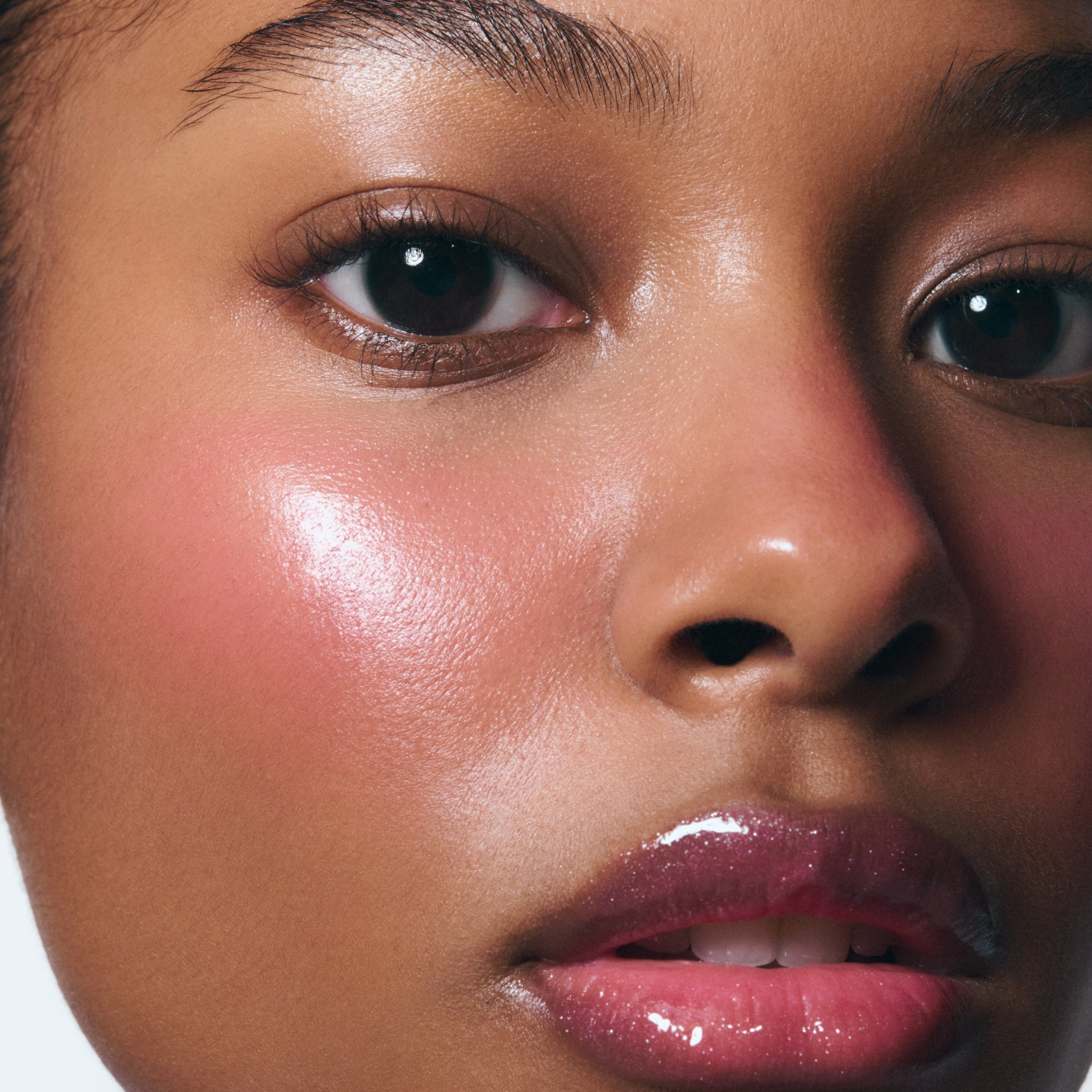 Rhode pocket blush 'teacup -  raspberry pink'