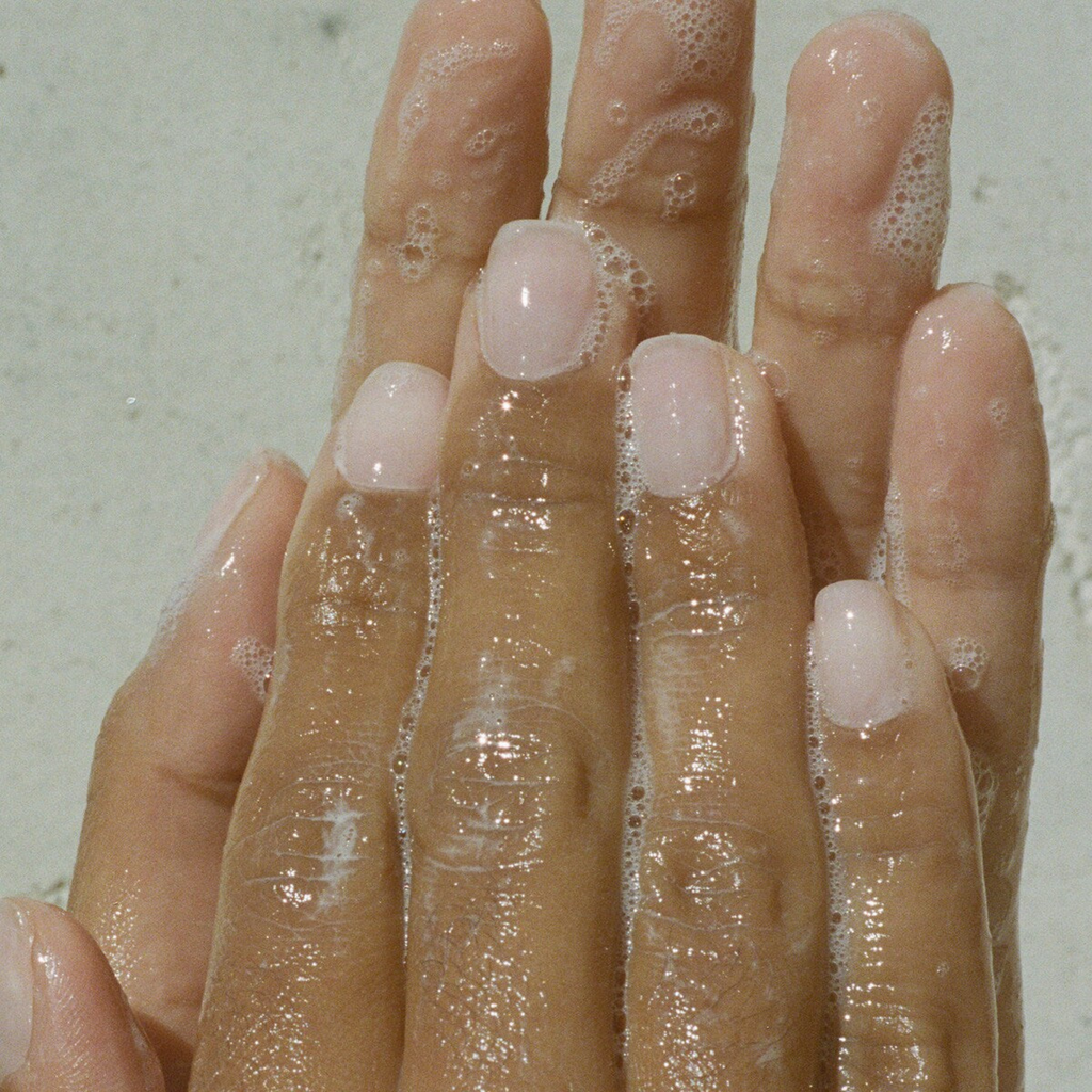 Summer Fridays Super Amino Gel Cleanser