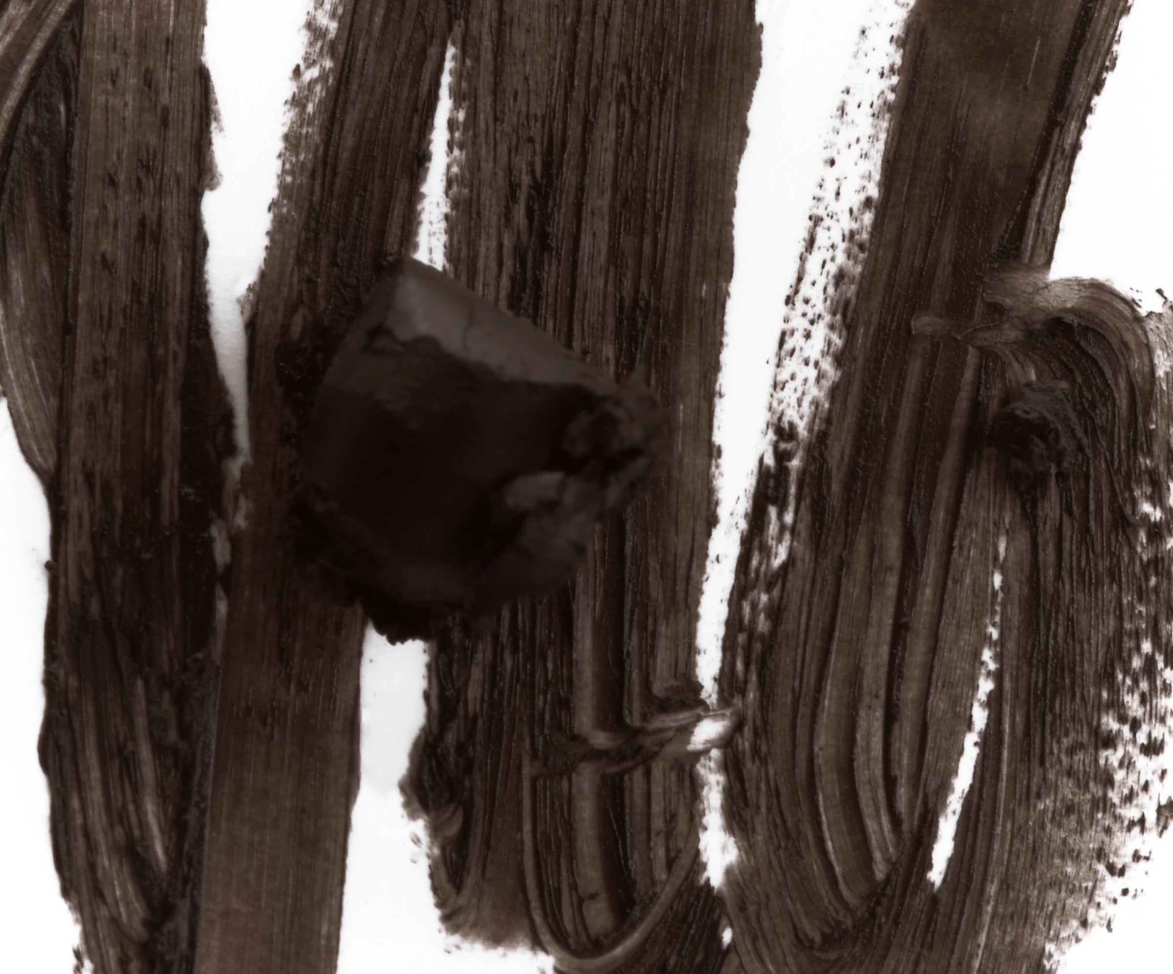 Rhode peptide lip shape