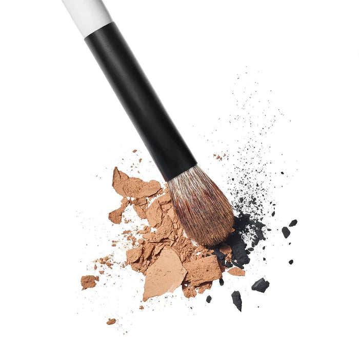 MAKEUP BY MARIO E3 All-Over Tapered Eyeshadow Brush