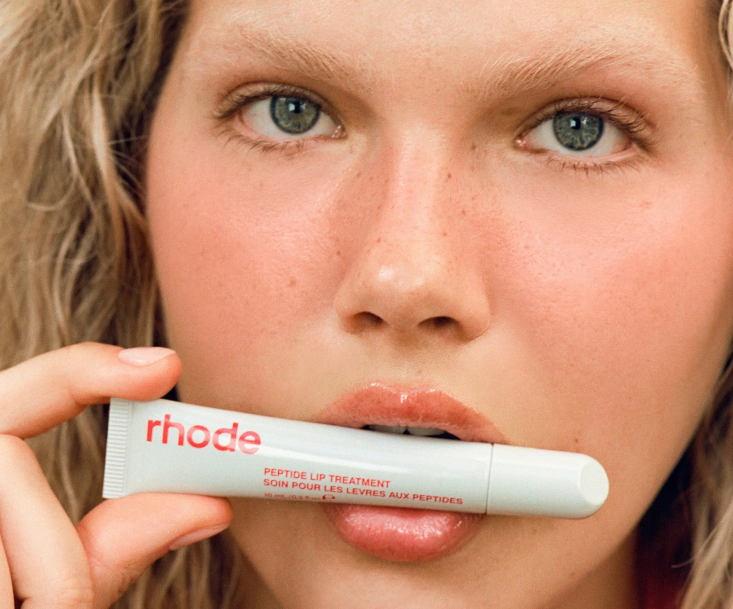 Rhode peptide lip treatment ' strawberry glaze'